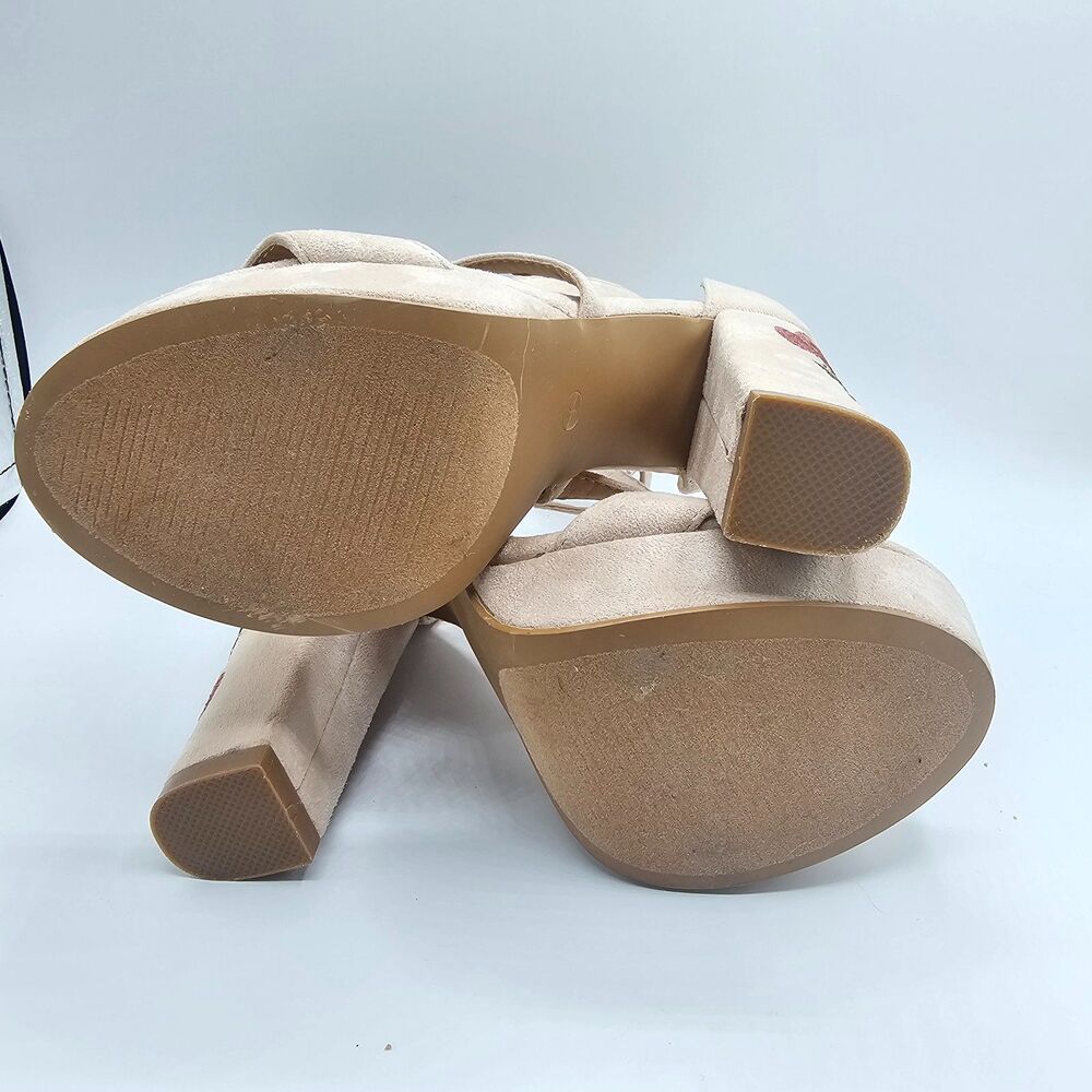 Charlotte Russe Rose Embroidered Platform Heels Tan Size 7 Strappy - Picture 11 of 11